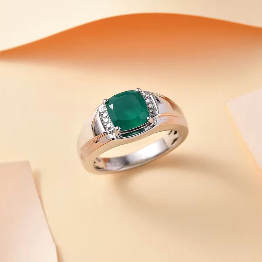 CLOSEOUT - Men’s Green Onyx Ring